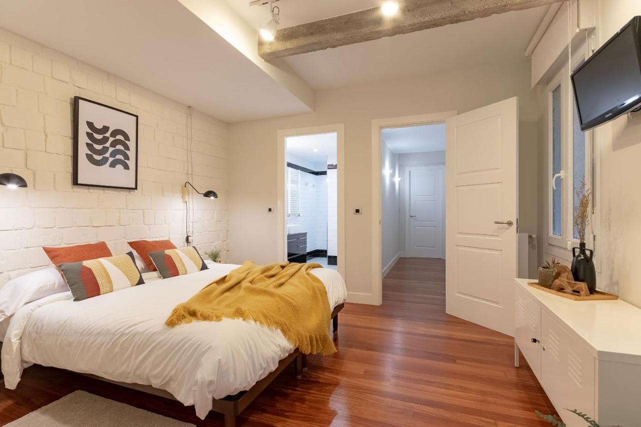 Gran Apartamento Con Estilo En El Centro De Bilbao Exterior photo